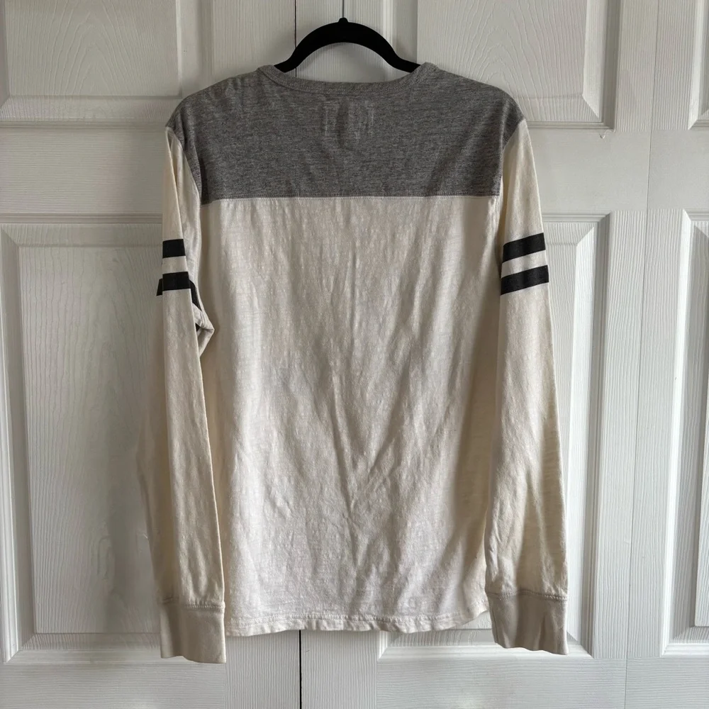 American Eagle OF Vintage Off-White Gray M Long Sleeve Pullover Y2K‎ 99 Pinkman